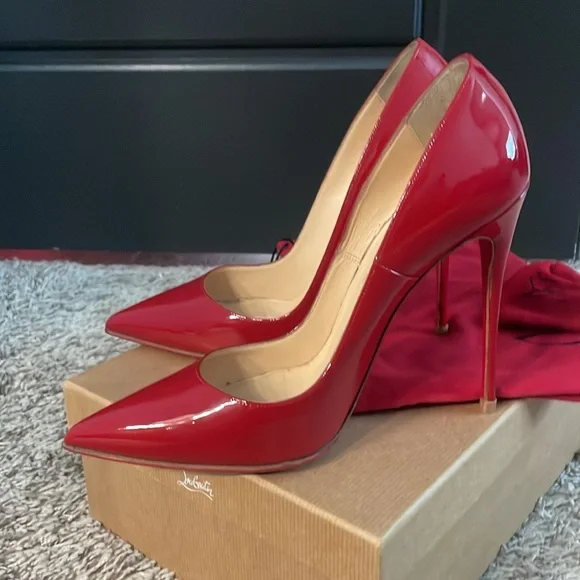 Women’s authentic Christian Louboutin so Kate 120 Patent red heels size 38.5 EUC - Picture 8 of 9